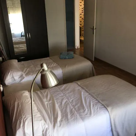 4 Bedrooms -seneca Center Lejlighed Alicante